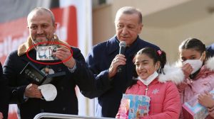 Açılışta gördüğü fotoğraflar Cumhurbaşkanı Erdoğan'ı duygulandırdı: Tam 21 yıl önce, nereden nereye