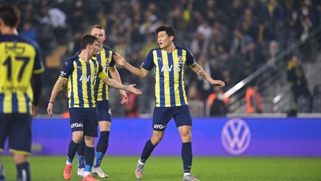 Fenerbahçe'de beklenmedik yaprak dökümü! Takımın yıldızları vedaya hazırlanıyor