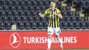 Fenerbahçe'nin başına talih kuşu kondu! Dünyanın en zengin kulübü, Attila Szalai için devrede